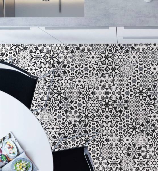 CUBA Trinidad - carrelage hexagonal noir et blanc