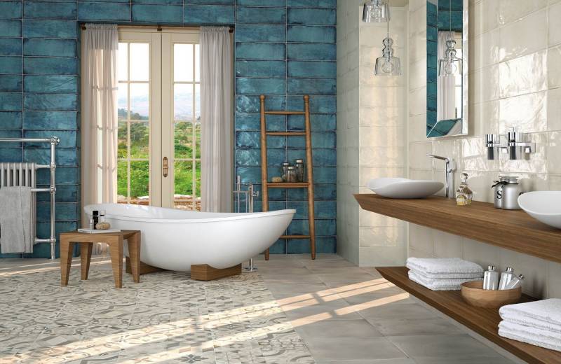 MONTBLANC, la faience bleu et blanc brillant en 20x60cm