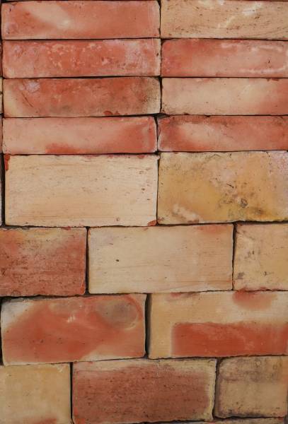 Terre cuite artisanale en stock